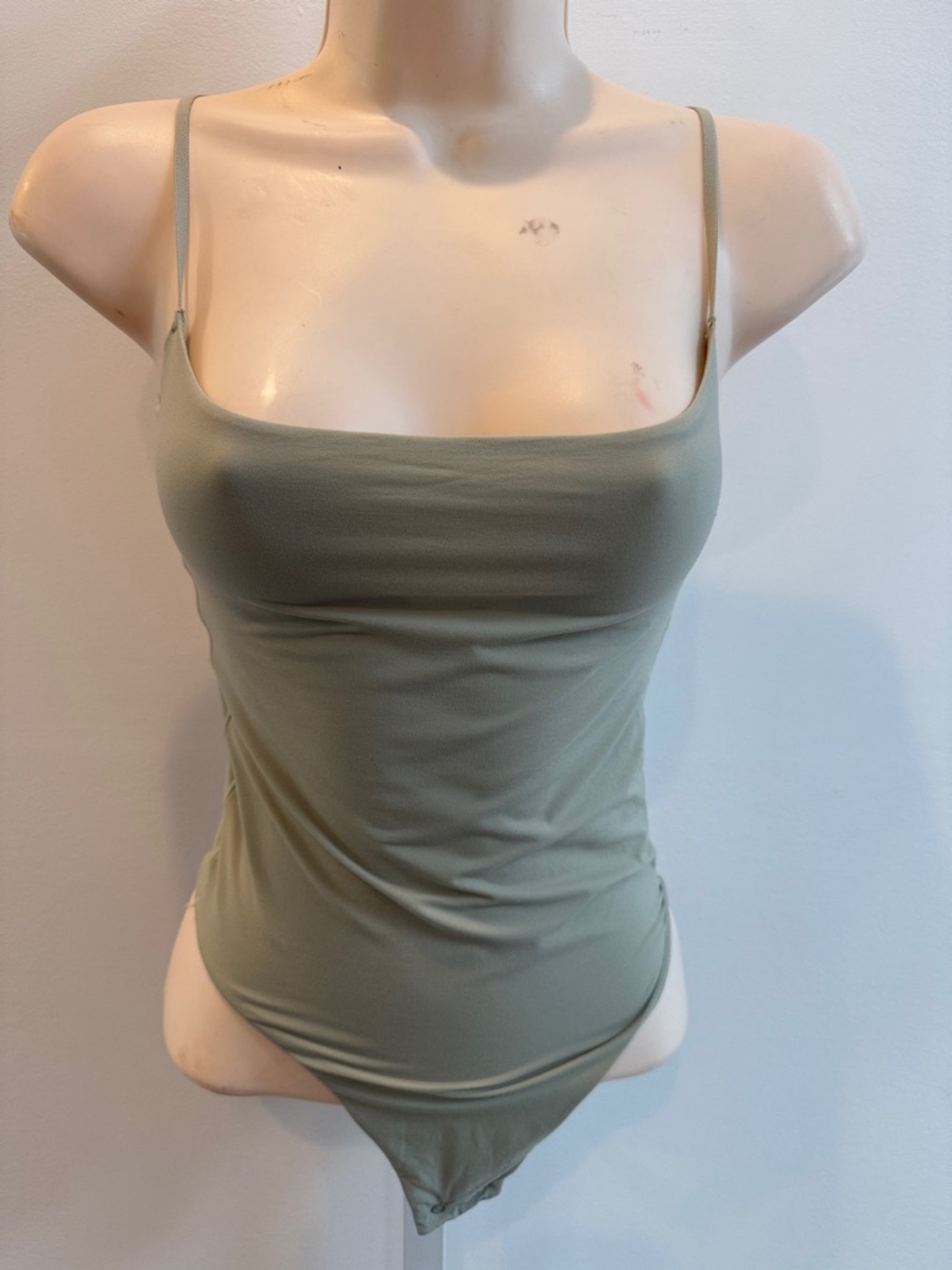 SKIMS Fits Everybody Olive Bodysuit Size S Square Neck